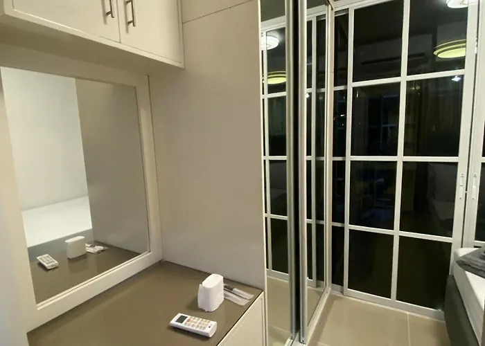 Shore 1 Residences Tower D Pasay マニラ市